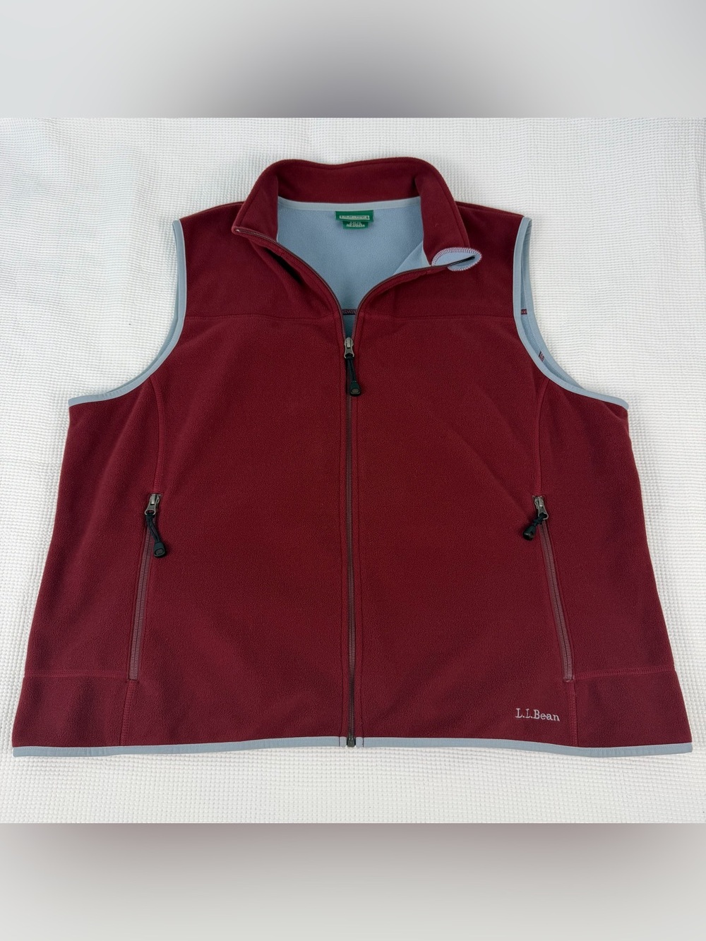 L.L. Bean Burgundy Polartec Fleece Vest Womens 3X with Light Blue Trim